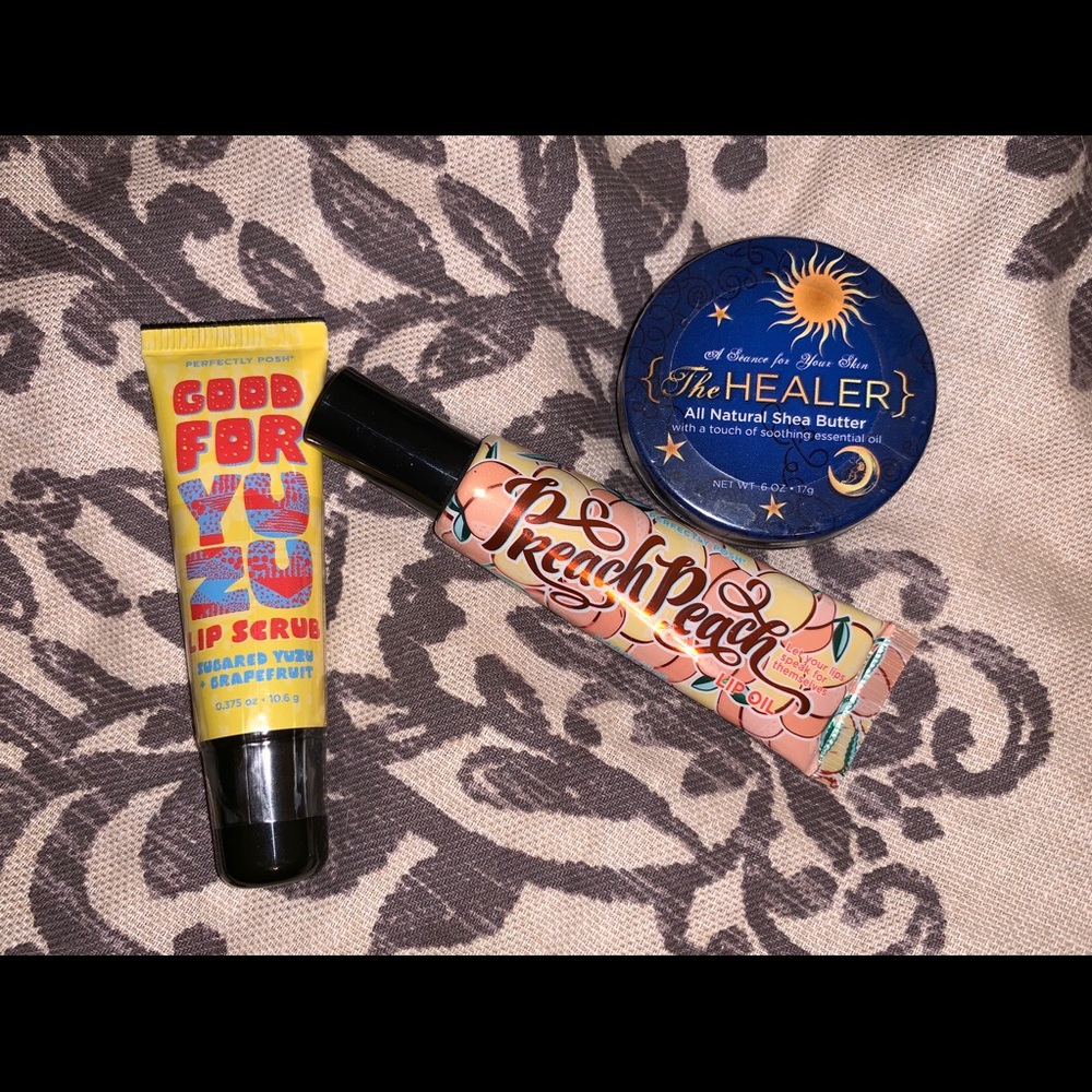 Perfectly Posh Lip scrub lip oil + rare healer tin